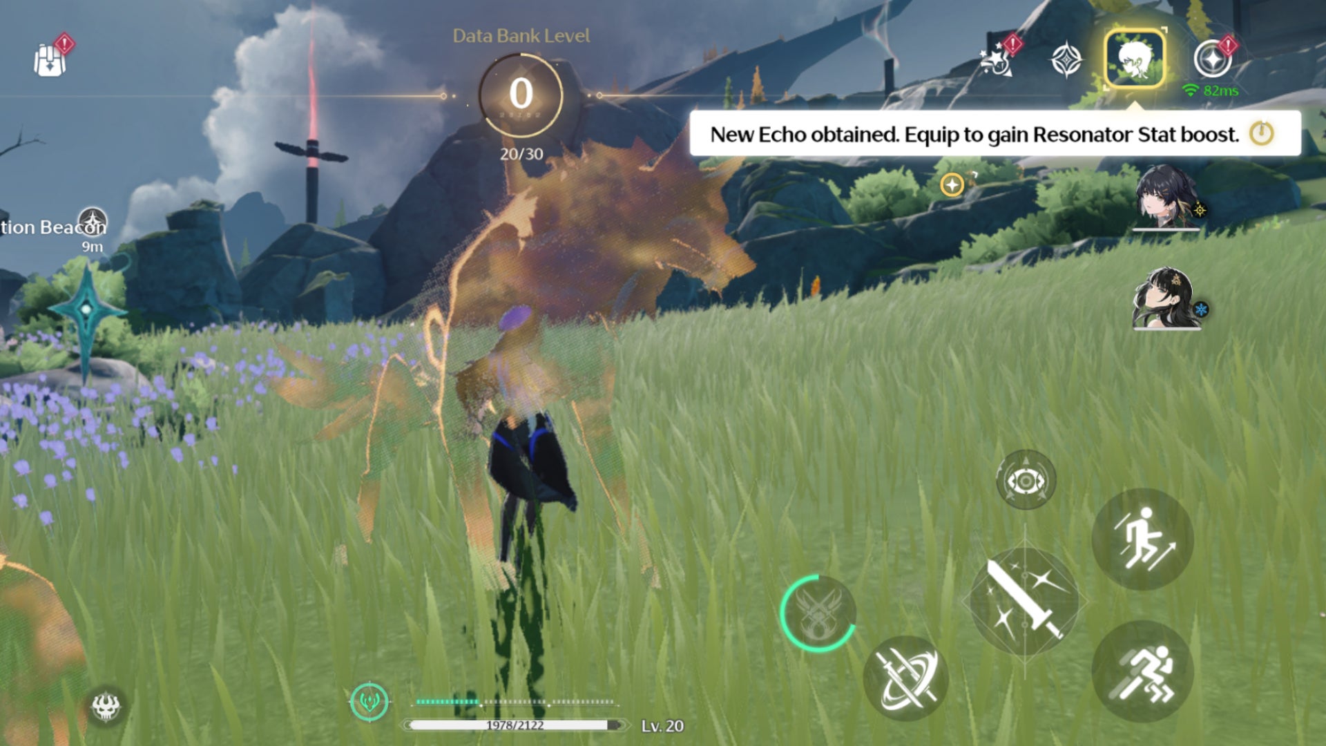 An Echo in Wuthering Waves is seen glistening yellow and orange to be obtained by the Resonator standing in front of it.